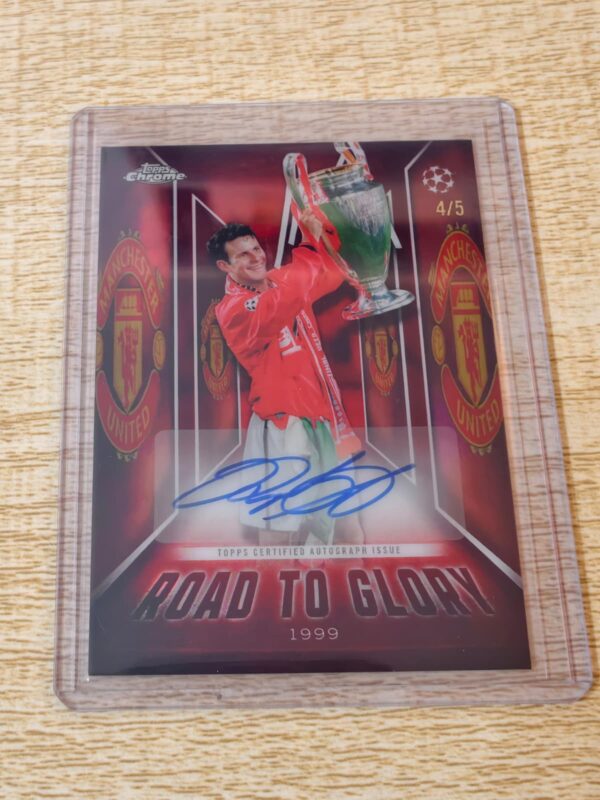 Topps Chrome UCC Road to Glory auto Giggs /5